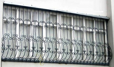 Решетка на балкон и лоджию №15 в Екатеринбурге фото
