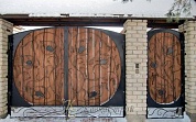 105. Ворота в Екатеринбурге фото
